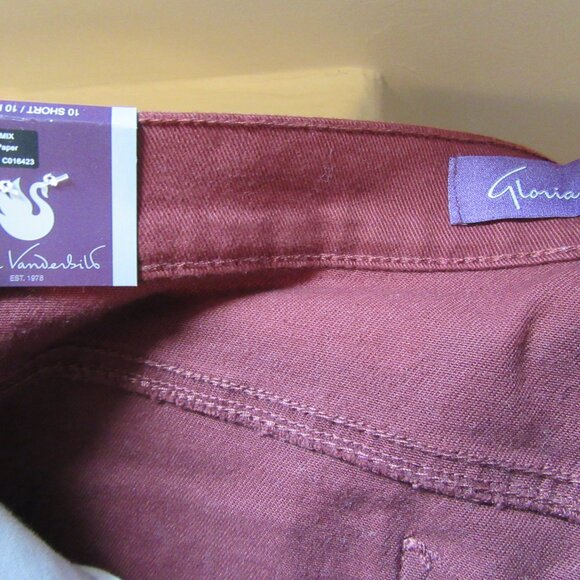NEW Gloria Vanderbilt "Amanda" Slimming Jeans, Stretch Cotton - Picture 4 of 6